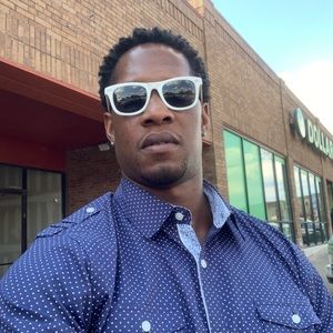 Meet your Posher, Clarence